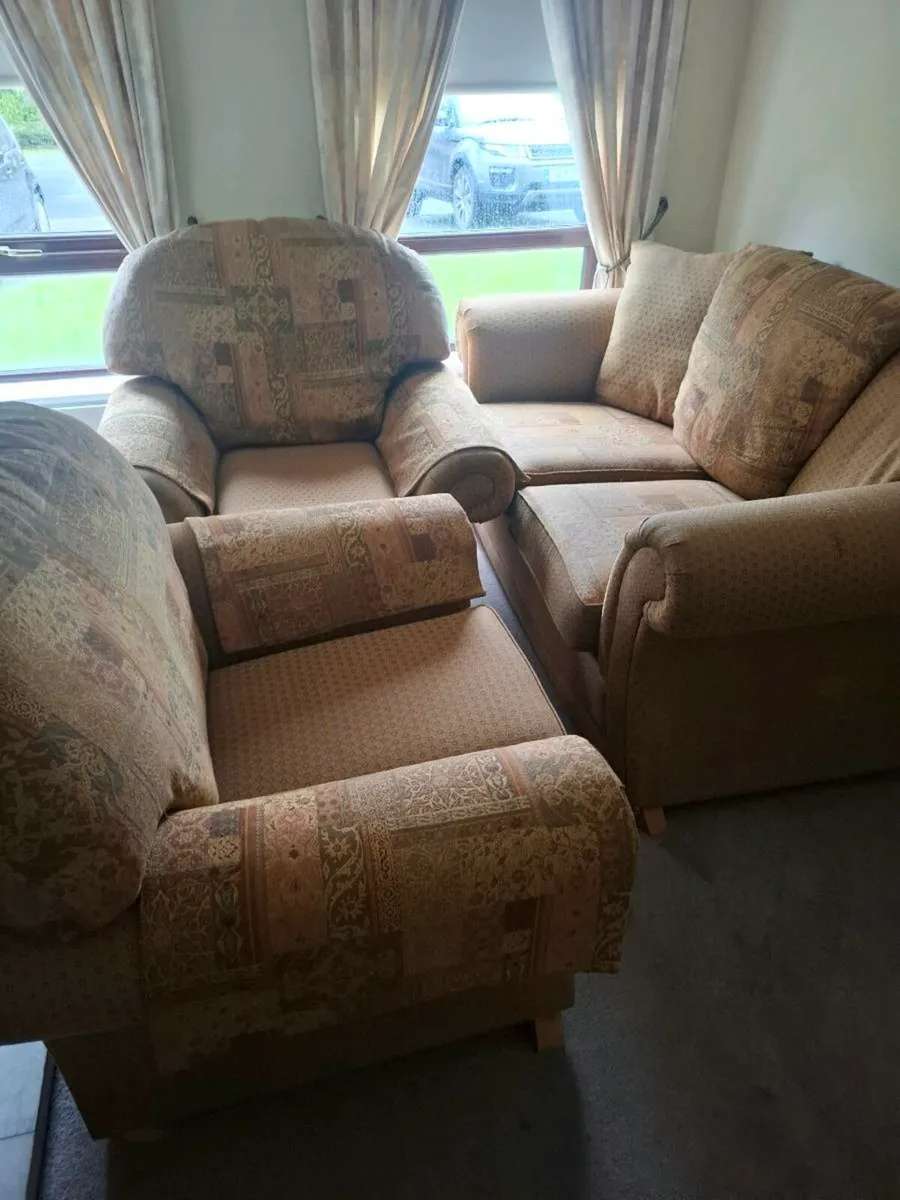 Sofa suite - Image 3