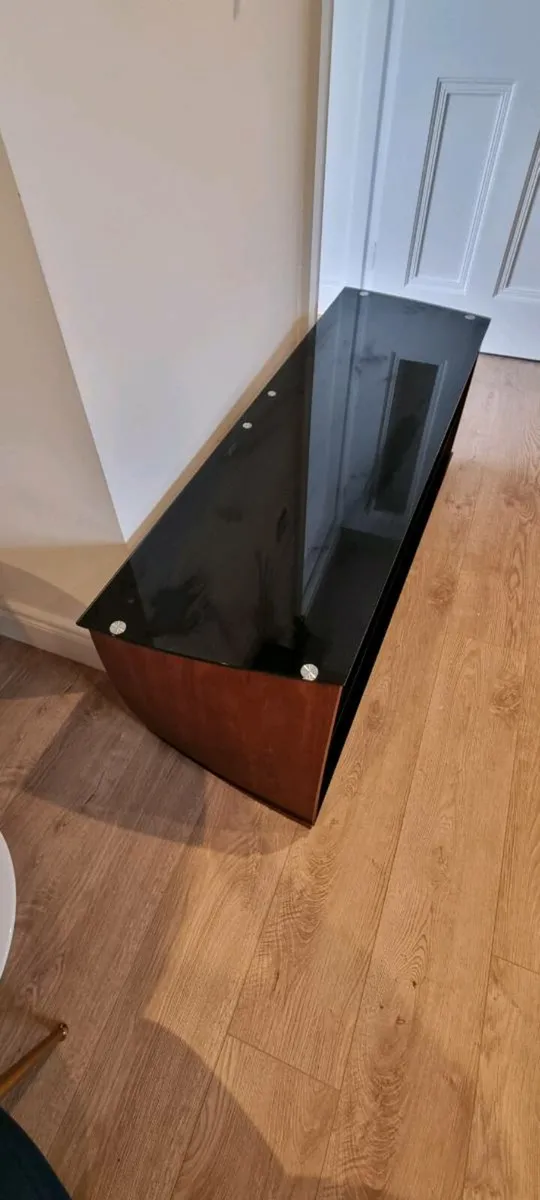 TV stand - Image 3