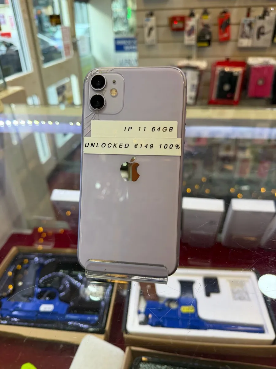 iPhone 11 unlocked - Image 4