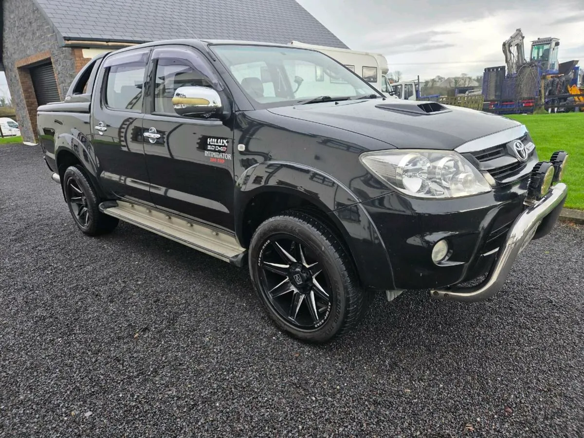 Toyota hilux - Image 4