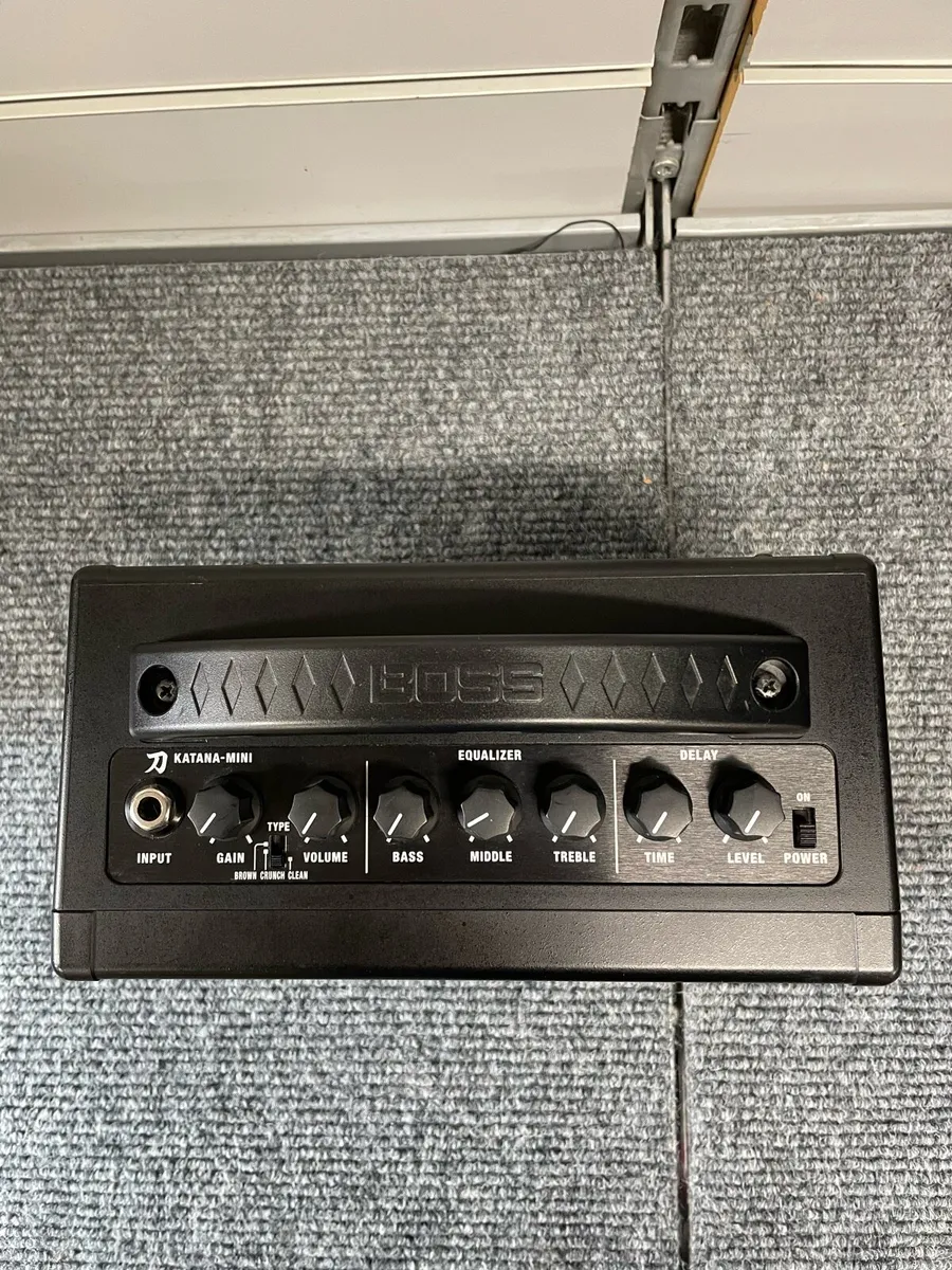Boss Katana Mini Amplifier - Image 3