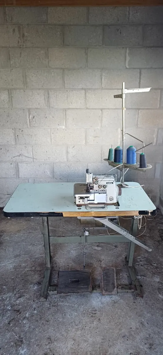 Brother EF4-B531 Industrial Overlocker (4 Thread S - Image 1