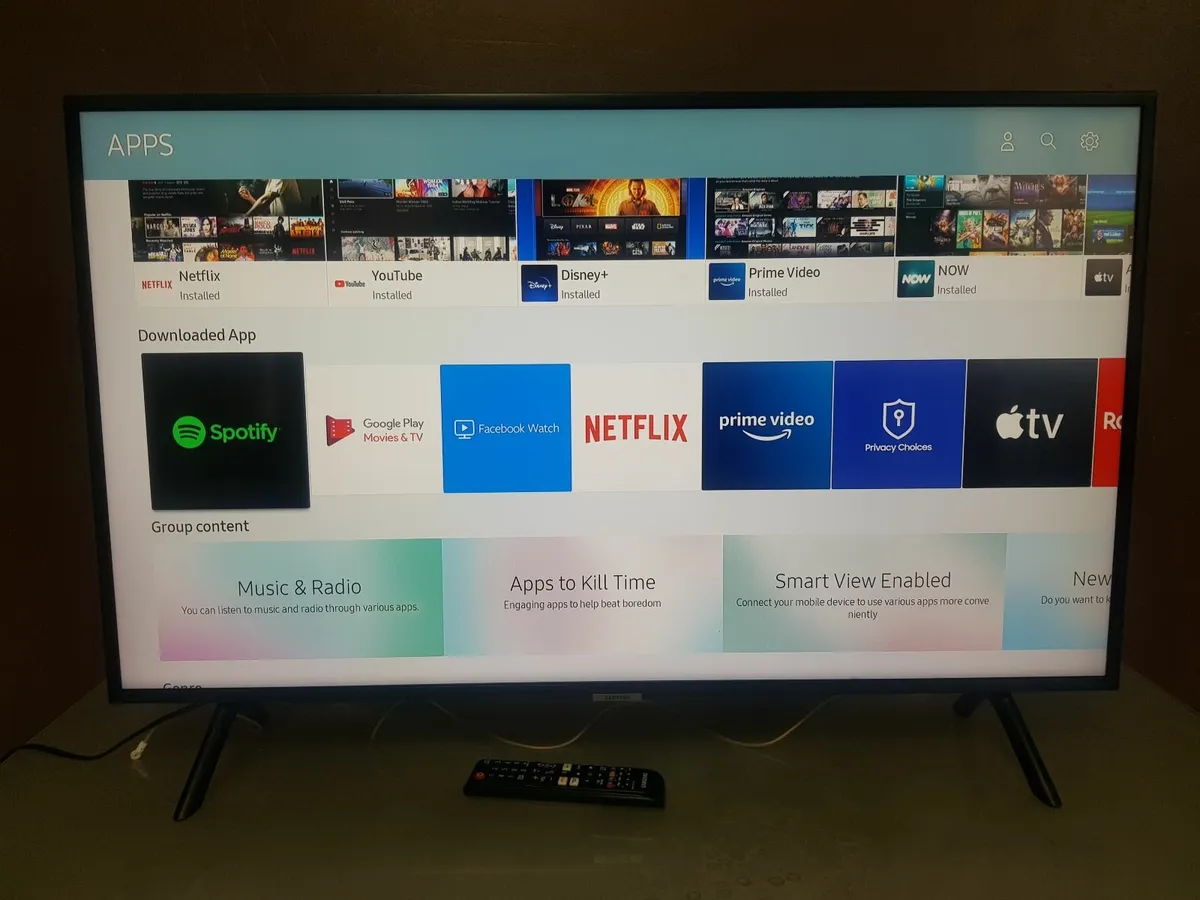 43" Samsung 4K Certified Ultra HD HDR Smart LED TV - Image 4