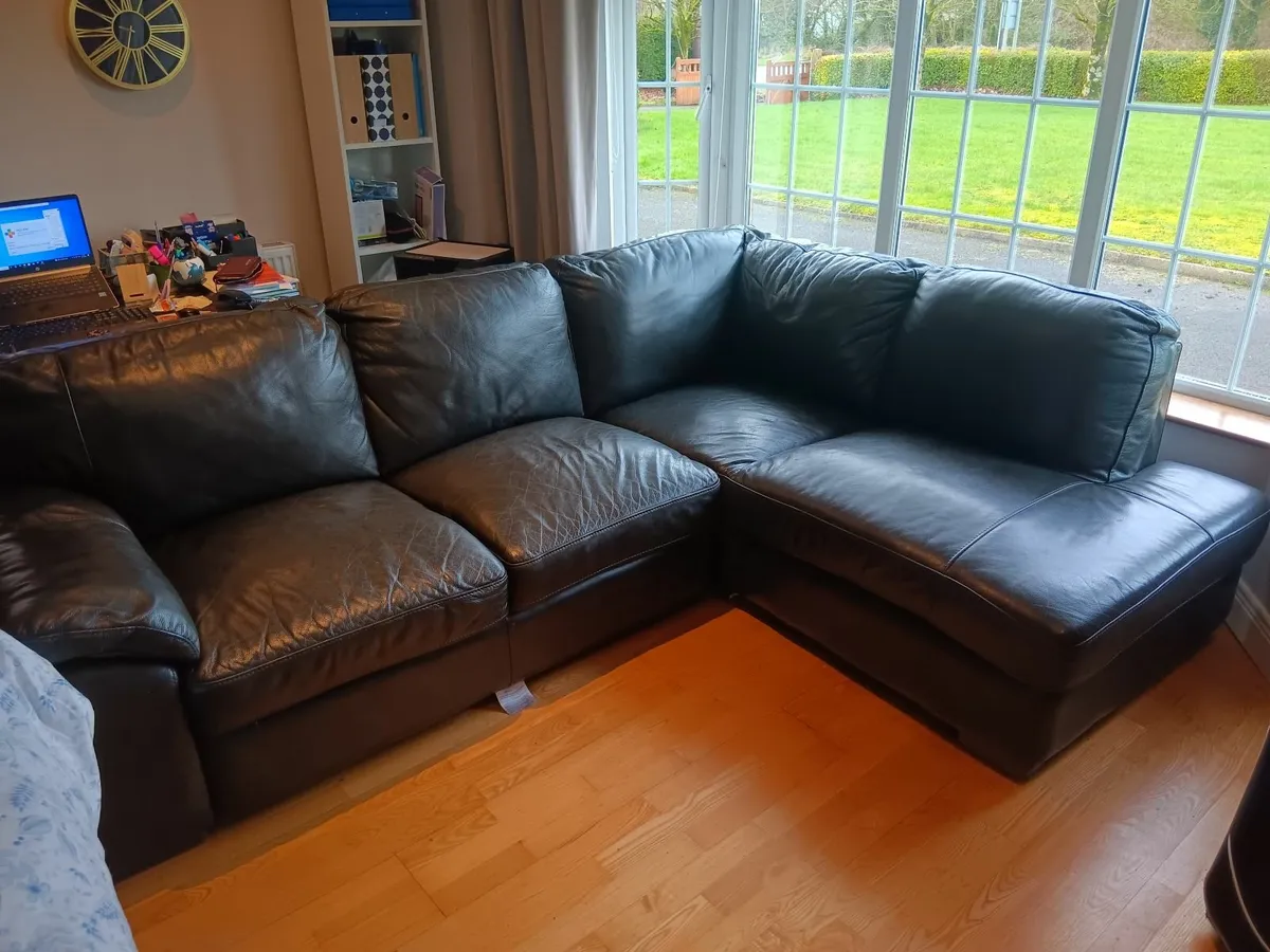 EZ living leather L shaped couch - Image 2