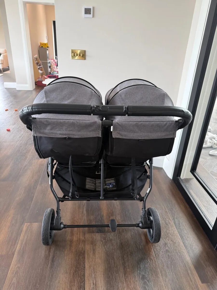 Ickle Bubba Venus Double Stroller - Image 1