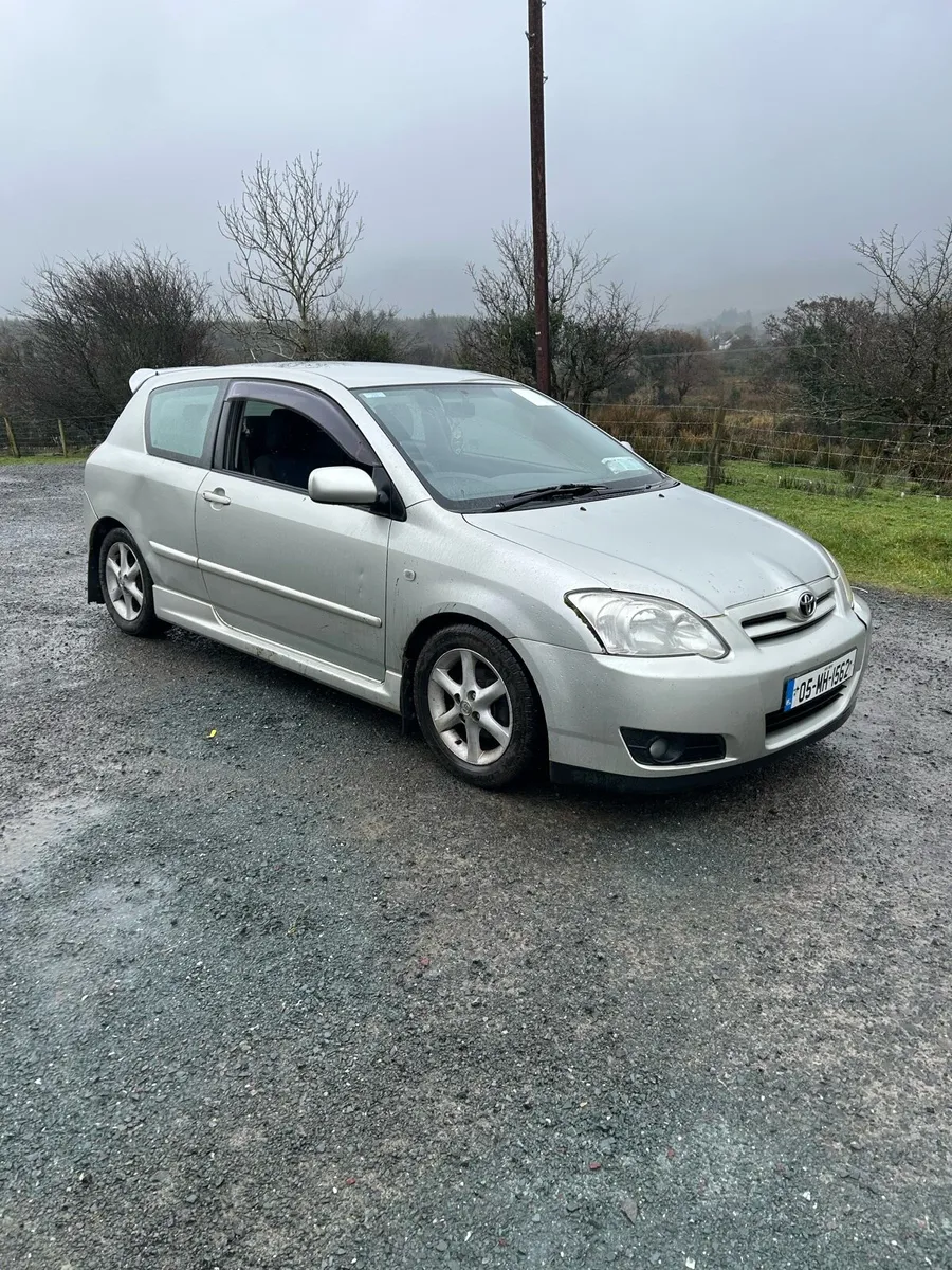 Toyota corolla - Image 1