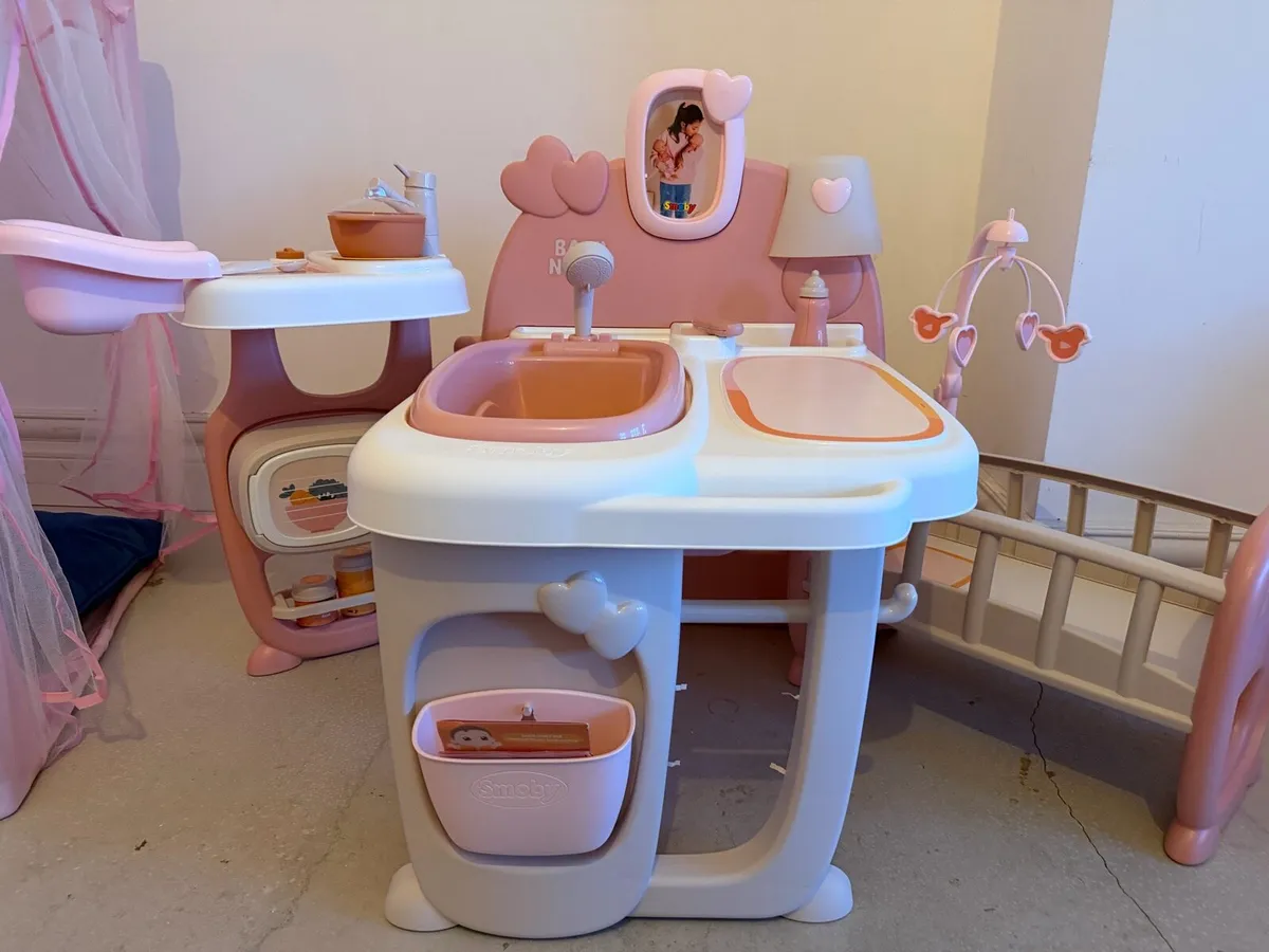 Smoby Baby Doll Nurse Play Centre with Accessories - Image 2