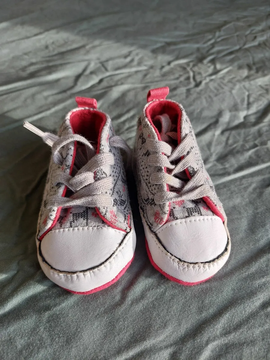 Converse All Star Baby Shoes - Size 18 - Image 1