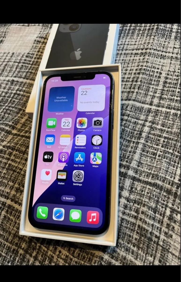 iPhone 12 64 Gig .. Sim Free - Image 1