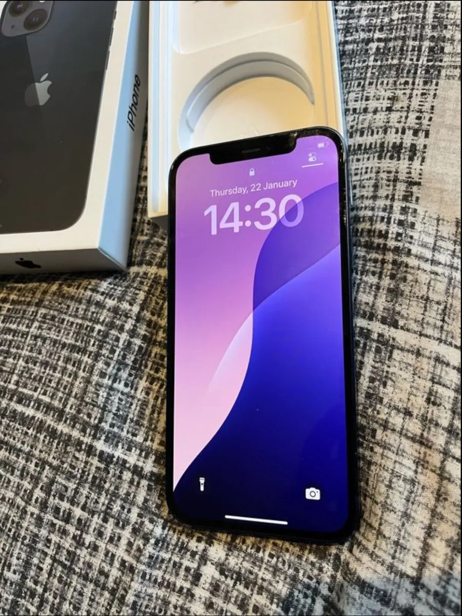 iPhone 12 64 Gig .. Sim Free - Image 3