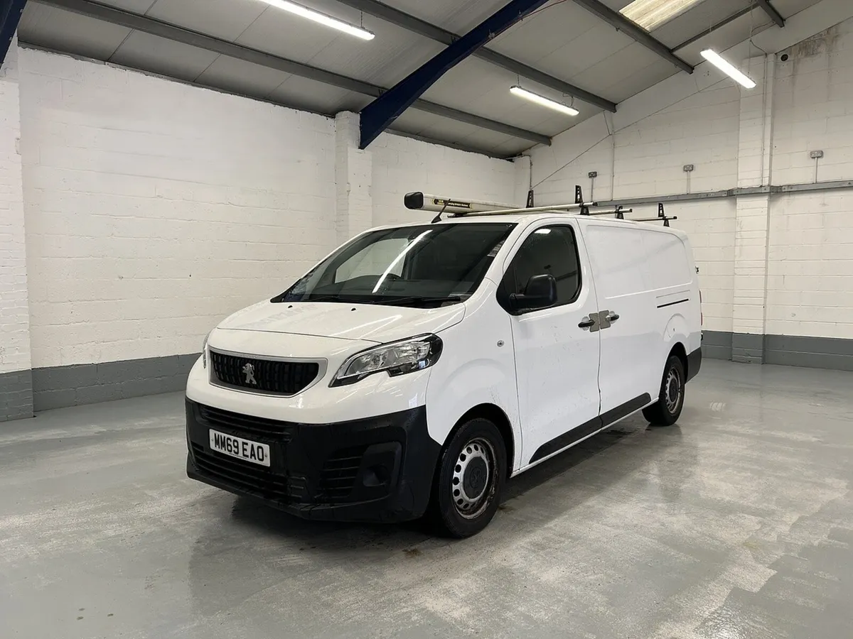 2019 Peugeot Expert Panel Van - Image 1