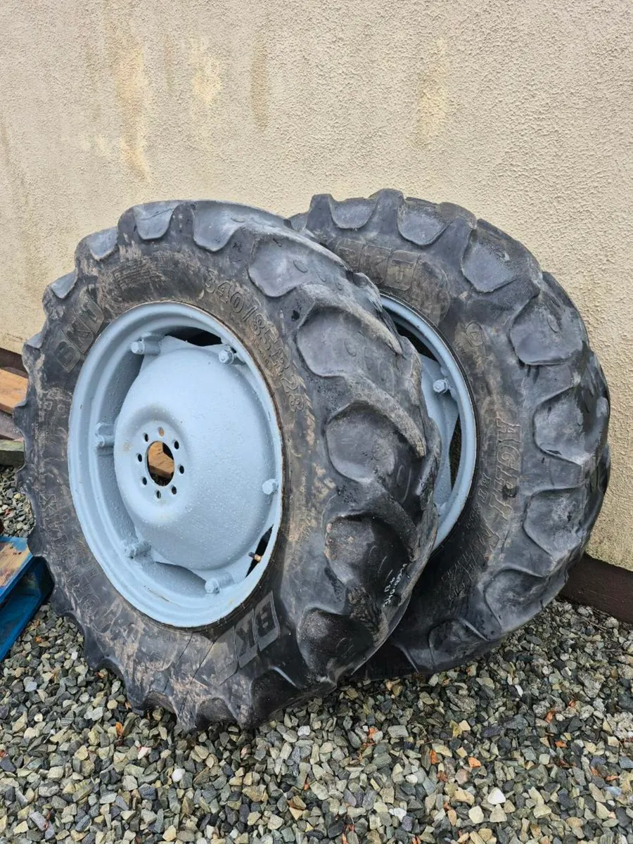 MF135 Wheels - Image 1