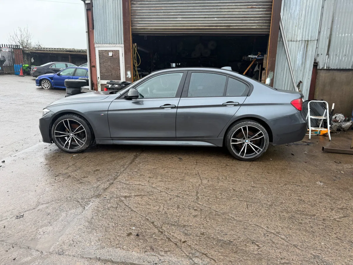 breaking 2013 bmw 320d m sport - Image 3