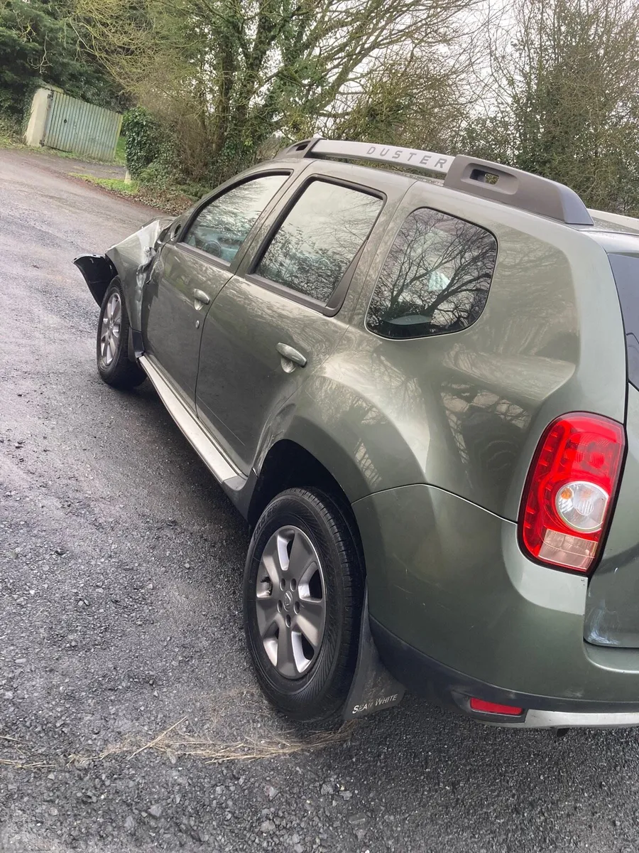2015 Dacia duster - Image 4