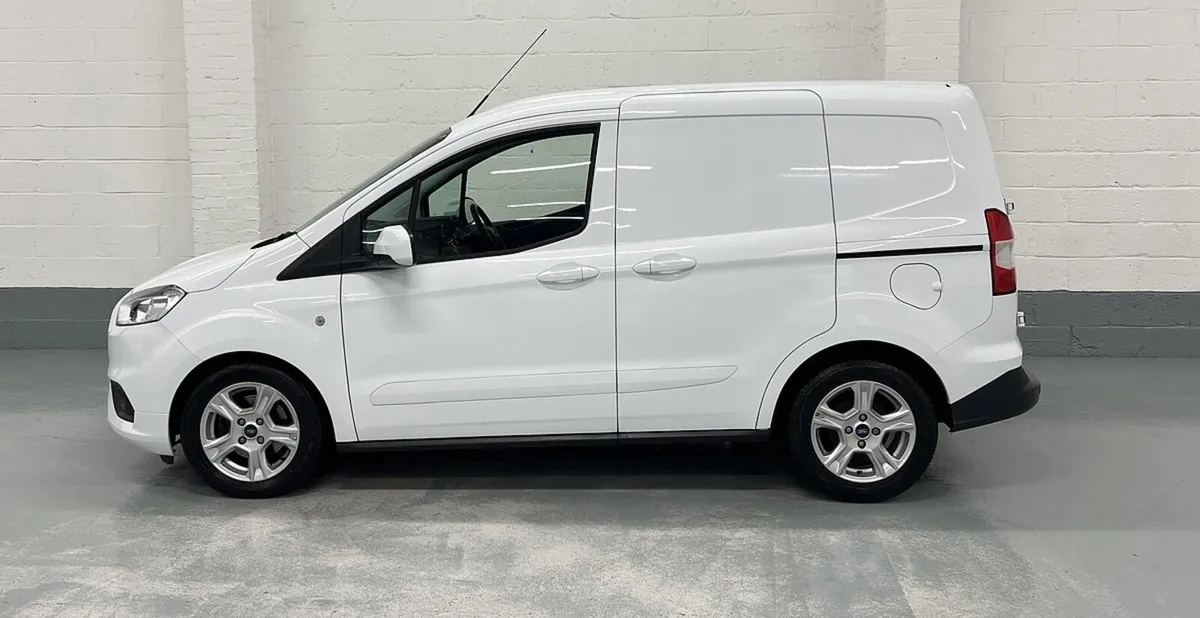 2022 Ford Transit Courier Small Panel Van - Image 1