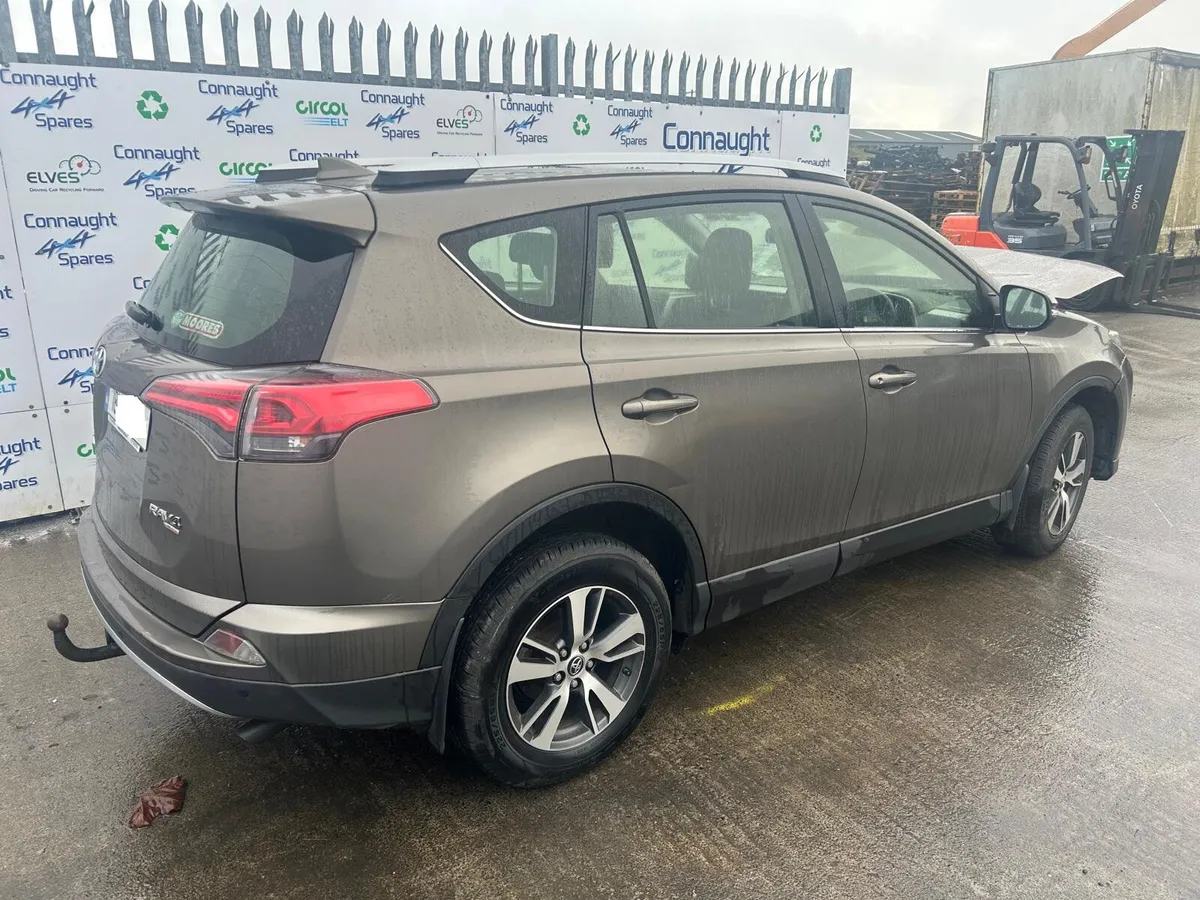 2018 TOYOTA RAV4 2.0D JUST IN FOR BREAKING - Image 3
