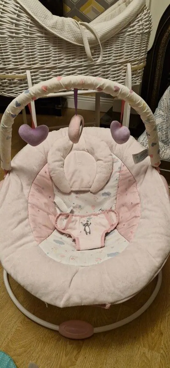 Pram/ moses basket/ changing table and more - Image 3