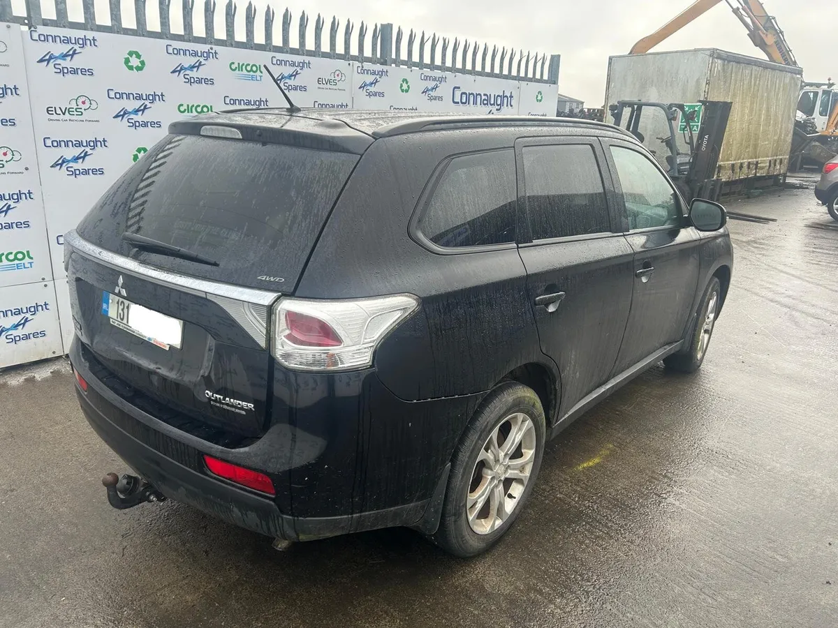 2013 MITSUBISHI OUTLANDER 2.3D JUST IN FOR BREAKIN - Image 3