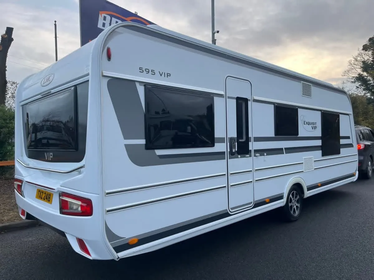 2020 LMC 595 VIP EXQUISITE 4/5 BERTH ISLAND BED !! - Image 4