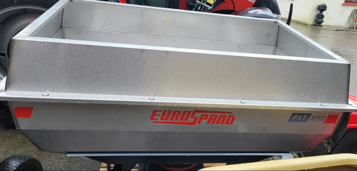 New Stock Spreaders - Image 3