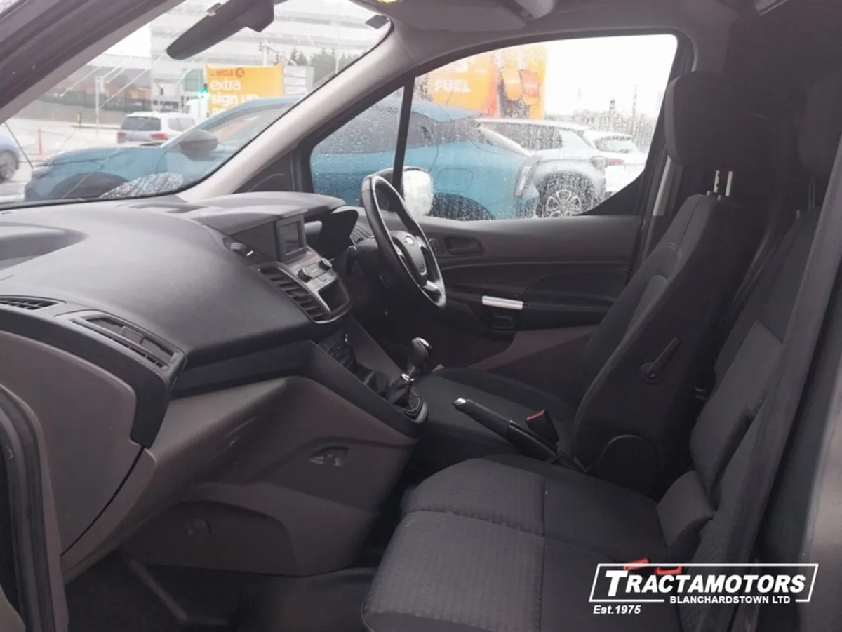 Ford Transit Connect LWB HP TREND 1 - Image 4