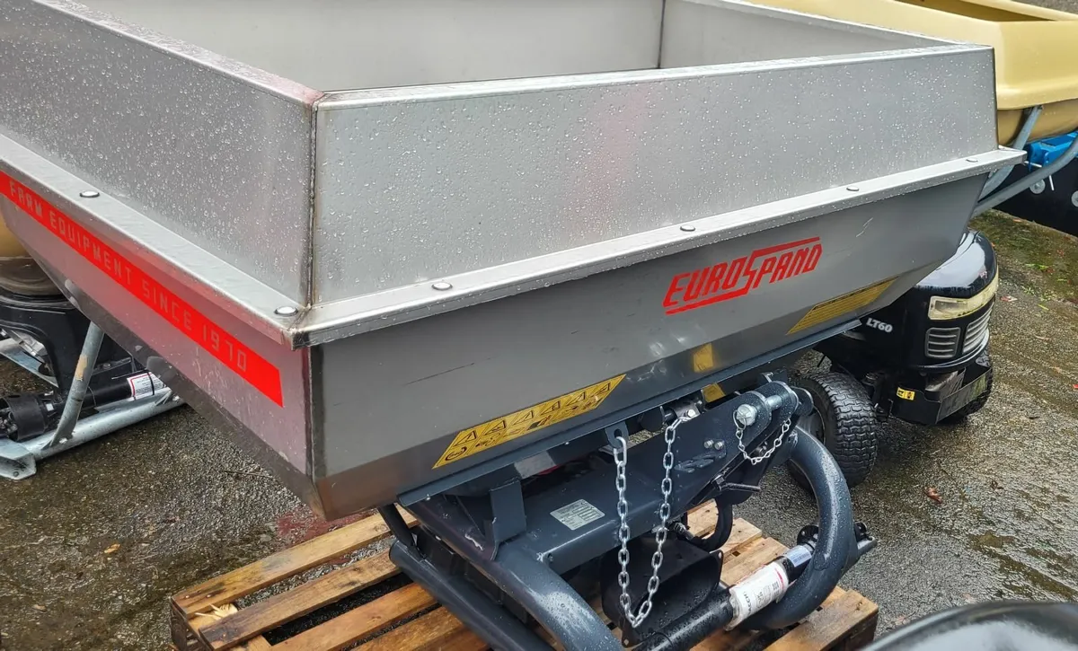 New Stock Spreaders - Image 4