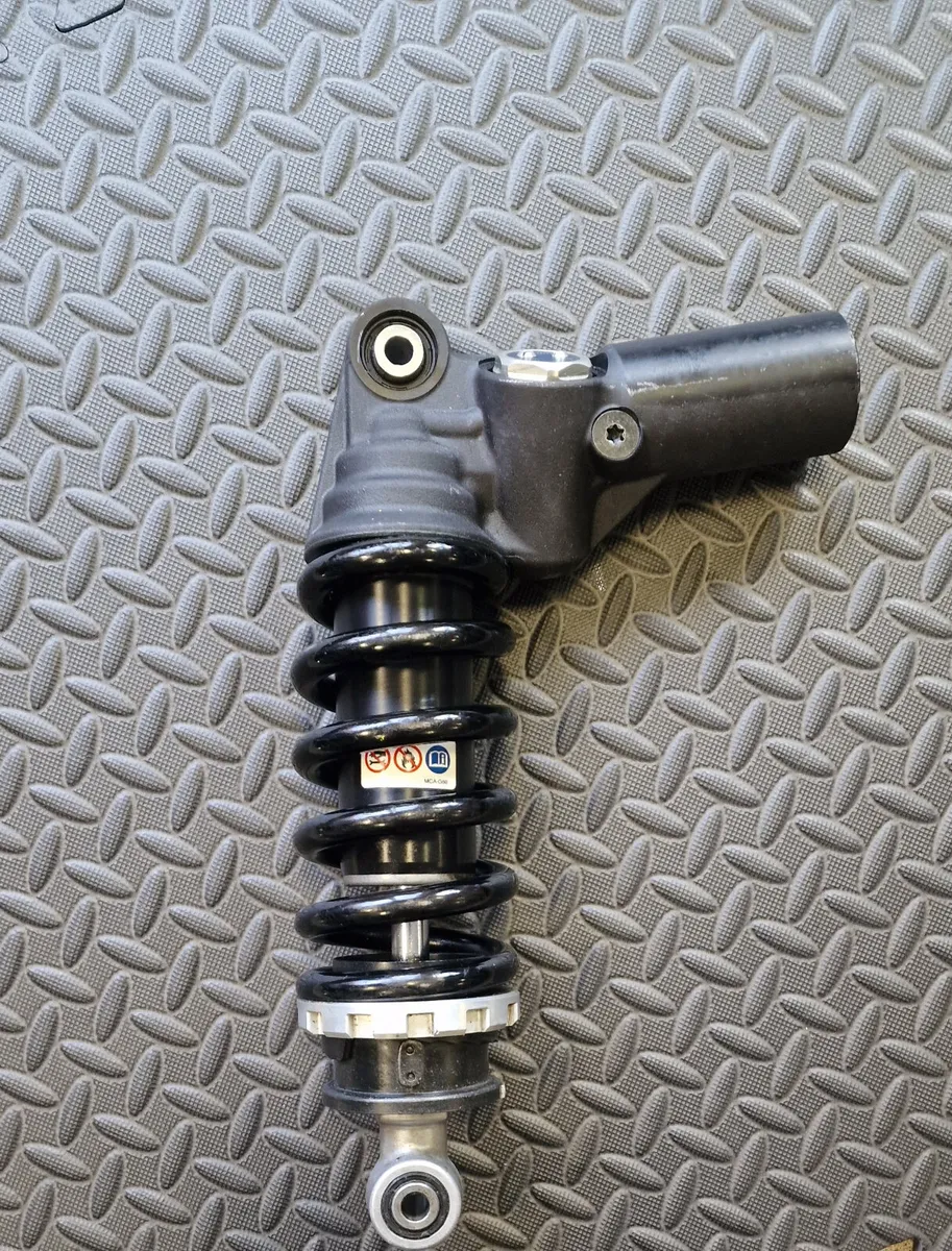CBR1000RR 08 uprated rear shock - Image 1