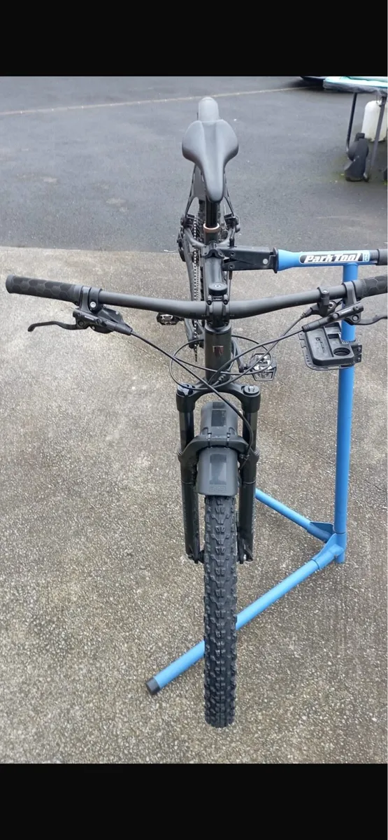 Trek Marlin 8 Gen 3 Bike - Image 4