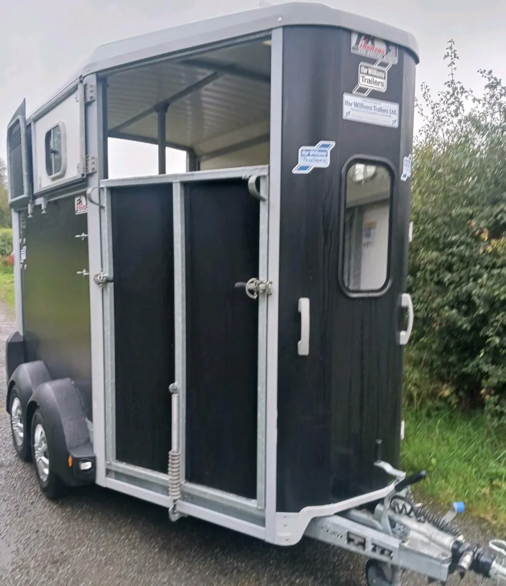 Wanted horseboxs 505,506,510,511 - Image 1