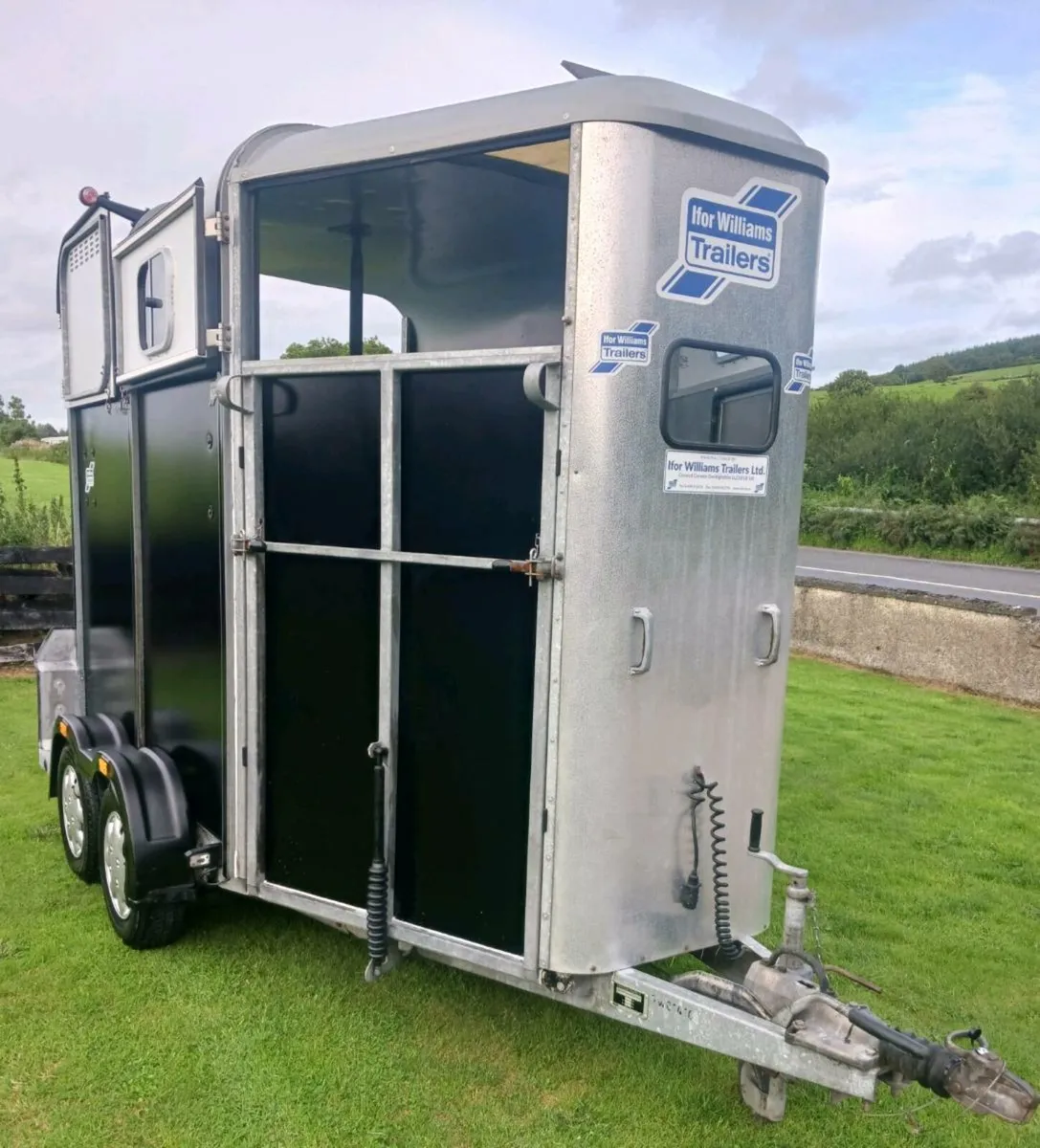 Wanted horseboxs 505,506,510,511 - Image 2