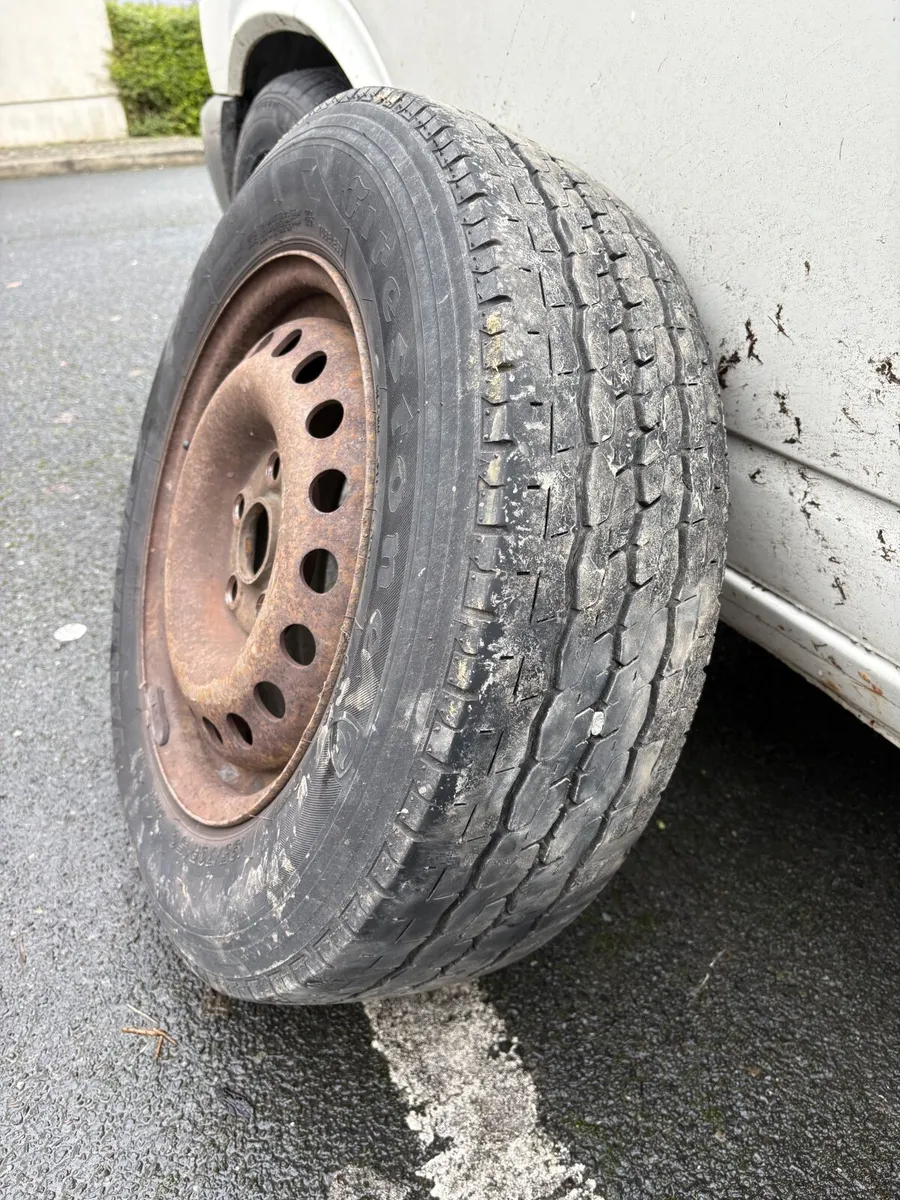 VW Transport - Steel Wheels - Image 1