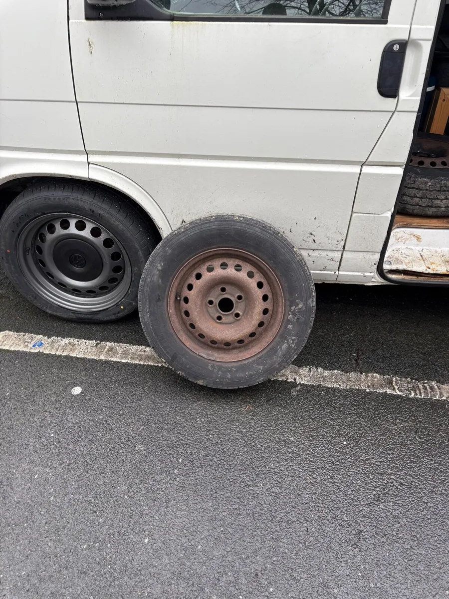 VW Transport - Steel Wheels - Image 2