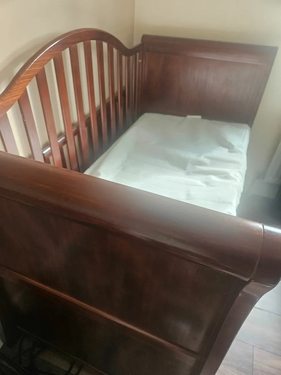 Cot bed - Image 2