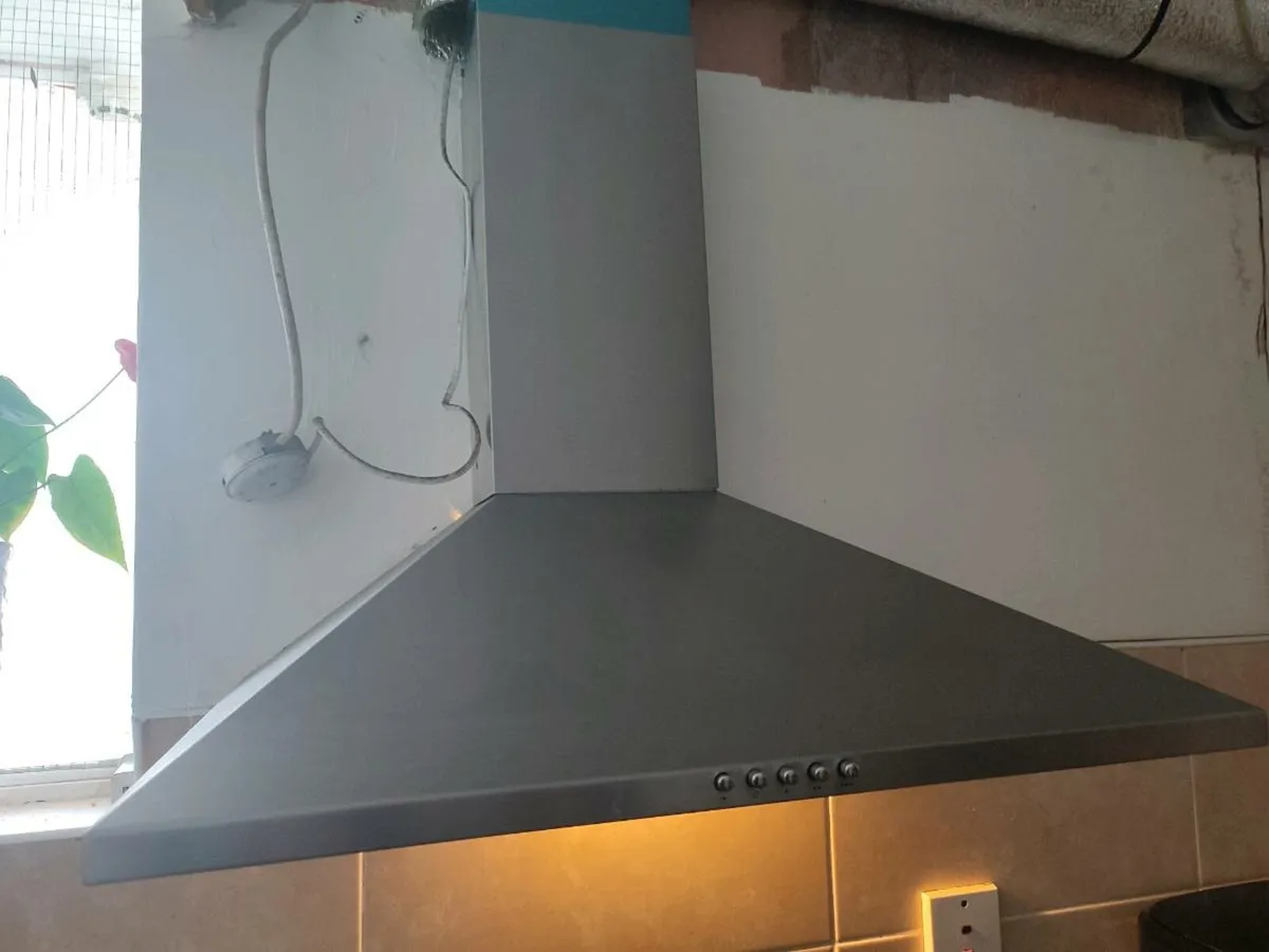Kitchen Extractor - Image 1