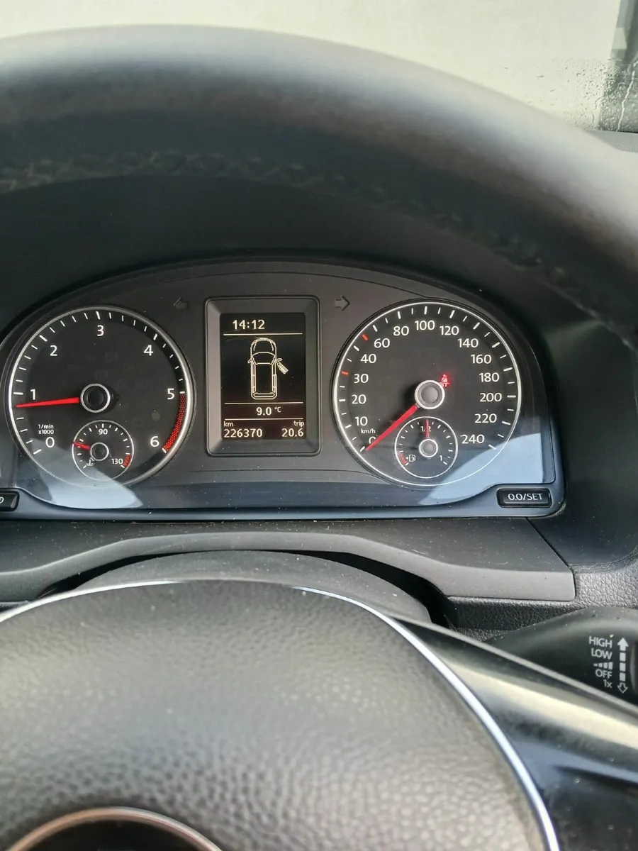 Volkswagen Caddy Van - Image 3