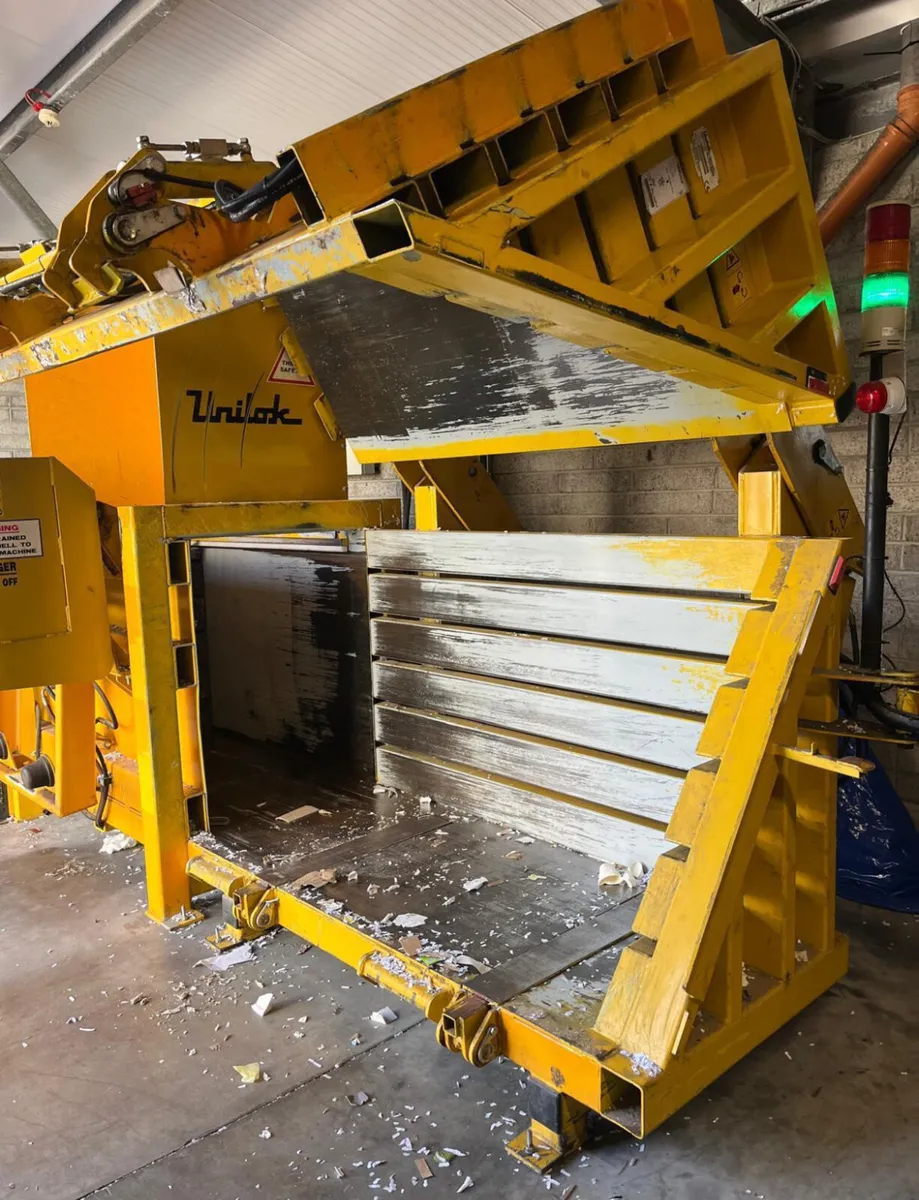 Horizontal cardboard plastic baler compactor - Image 2