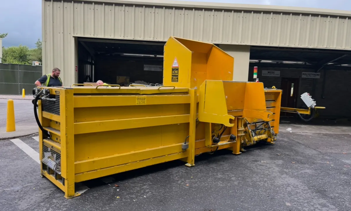 Horizontal cardboard plastic baler compactor - Image 4