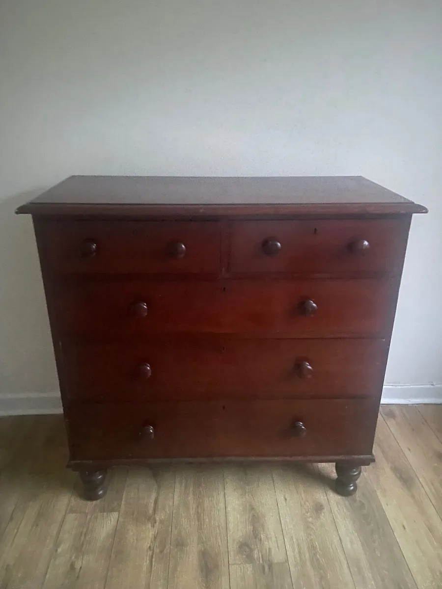 Vintage Mahogany Chest of Drawers - Image 1