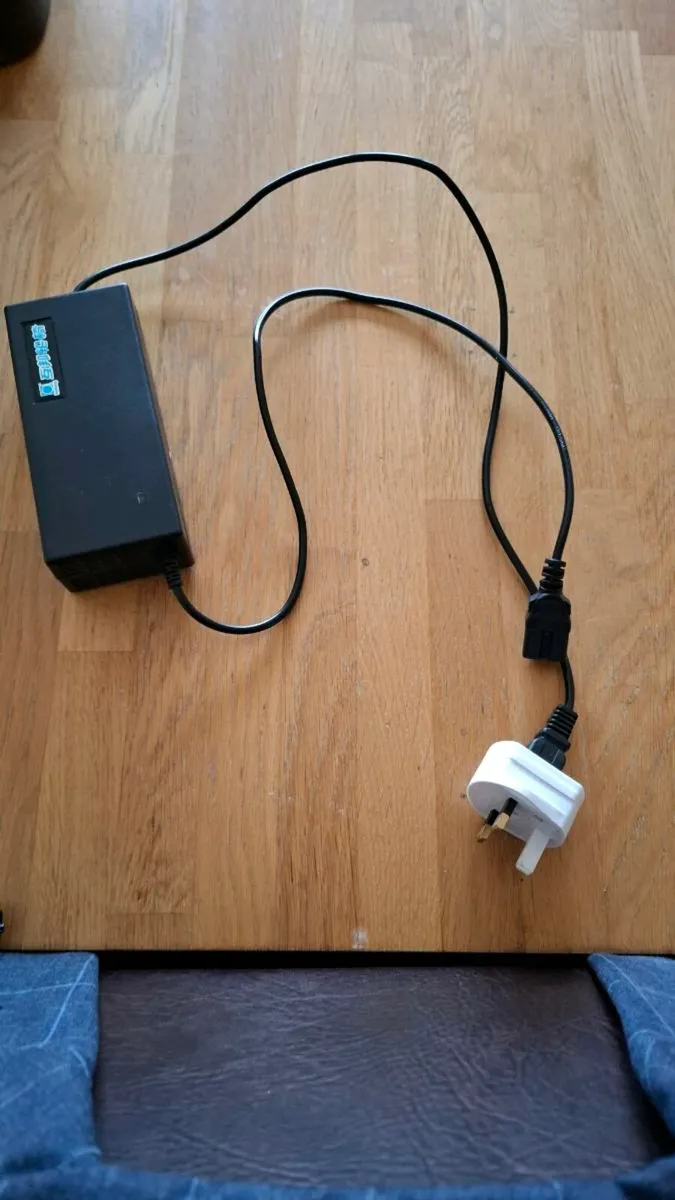 Foldable Electric Wheel Chair - Image 4