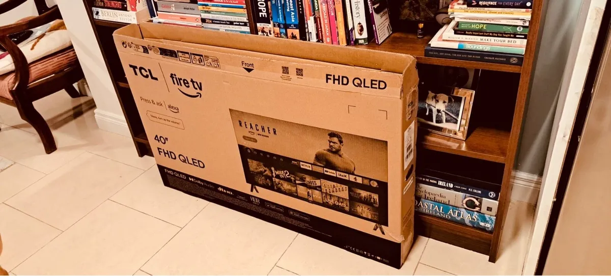BRAND NEW 40’’ TV in wrapper: Full HD Smart Fire - Image 1