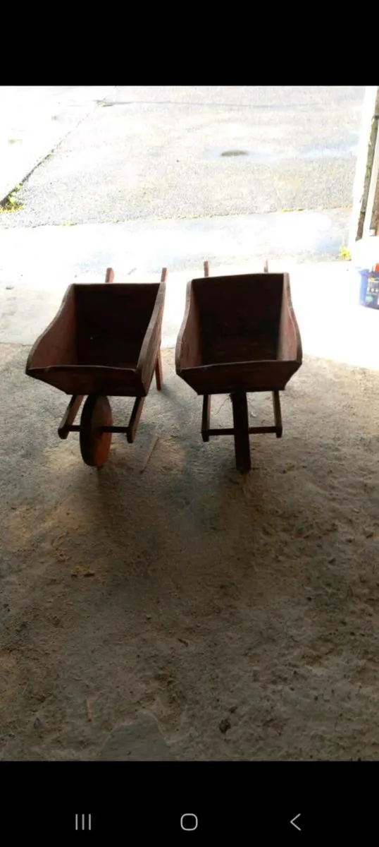 Timber wheelbarrows - Image 3