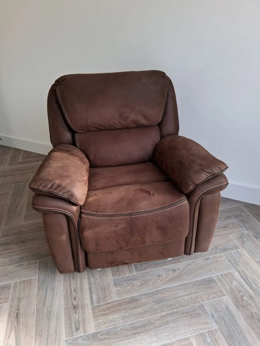 recliner - Image 4