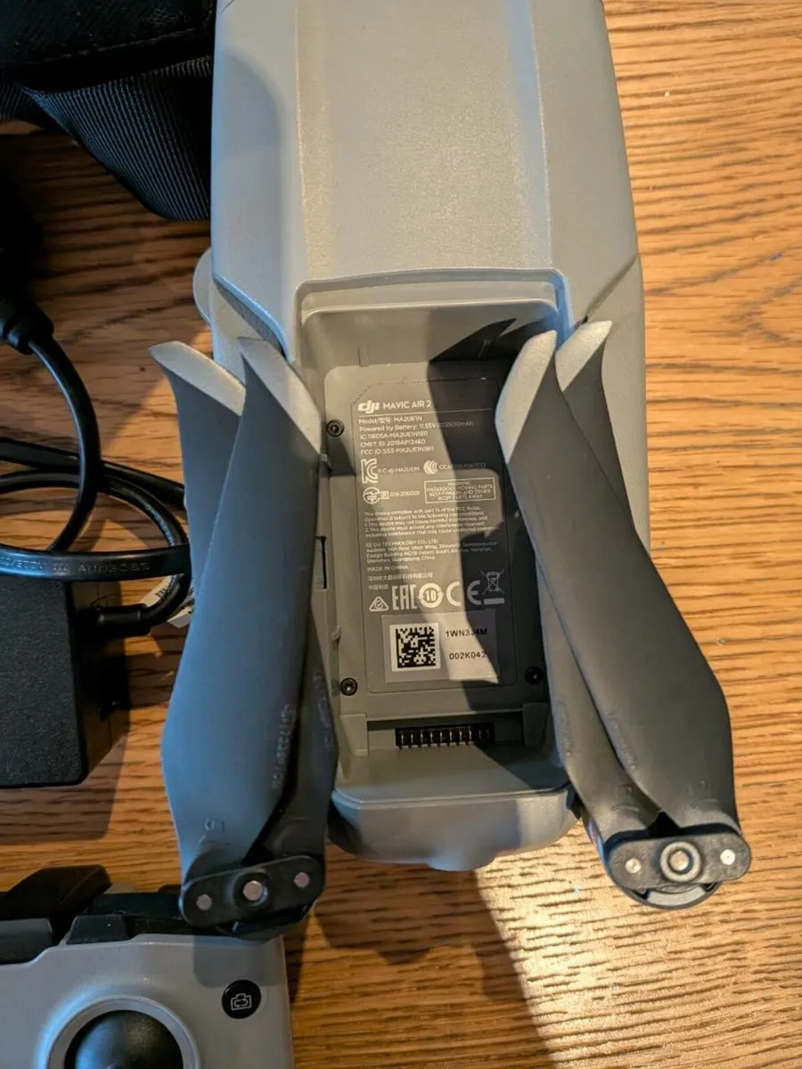 Dji mavic 2 fly more - Image 4