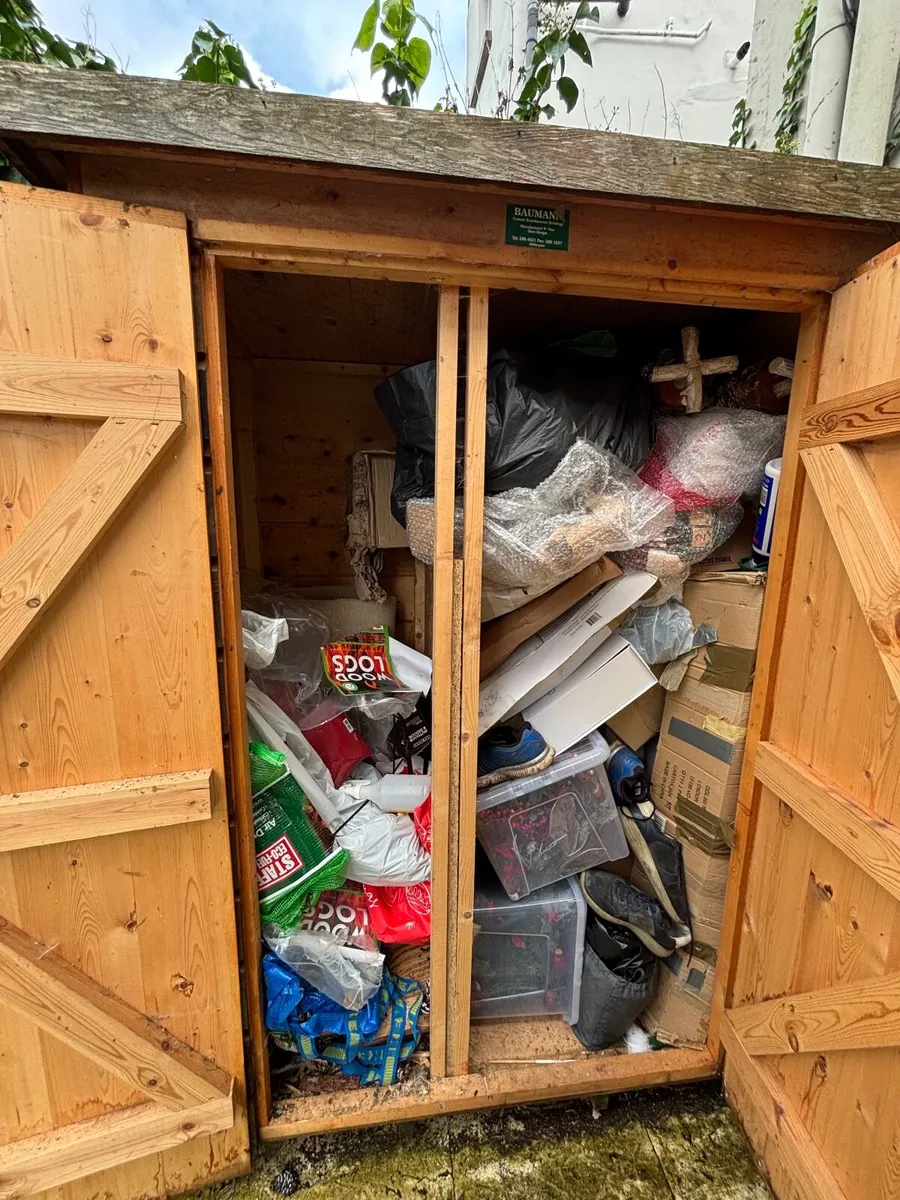 Shed in excellent condition - Image 1