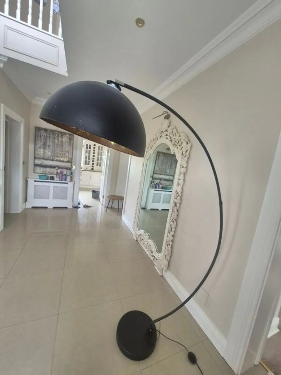 Elegant v large black lamp - Image 1