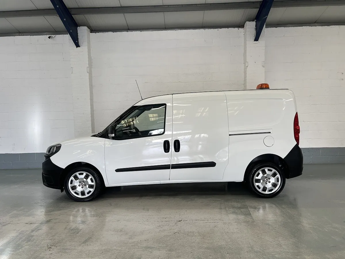2021 Fiat Doblo Small Panel Van - Image 4