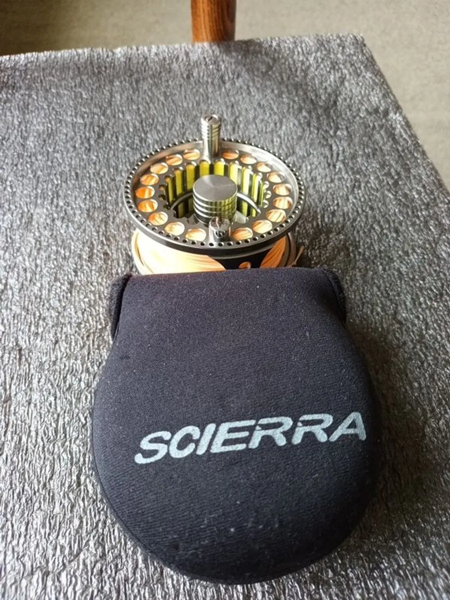 3 Flyreels - Image 2