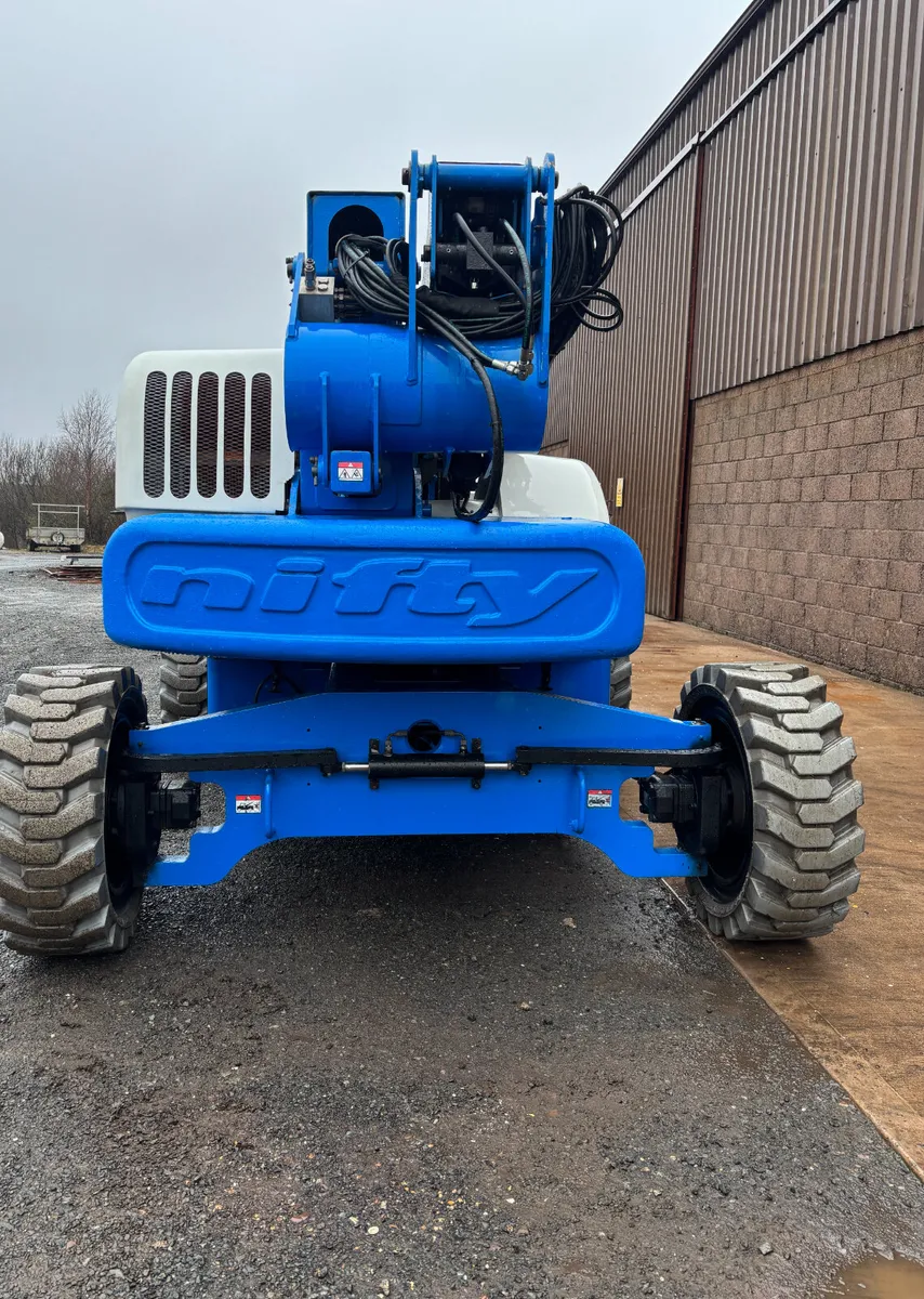 Niftylift HR21 Hybrid 4x4 Articulated Boom Lift - Image 2