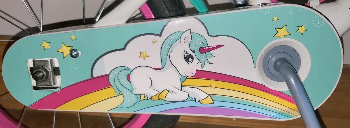 Childs bike      Unicorn        14 inch wheels - Image 4