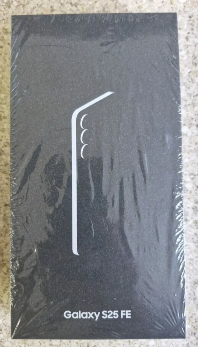Samsung galaxy S25 FE (Brand New)